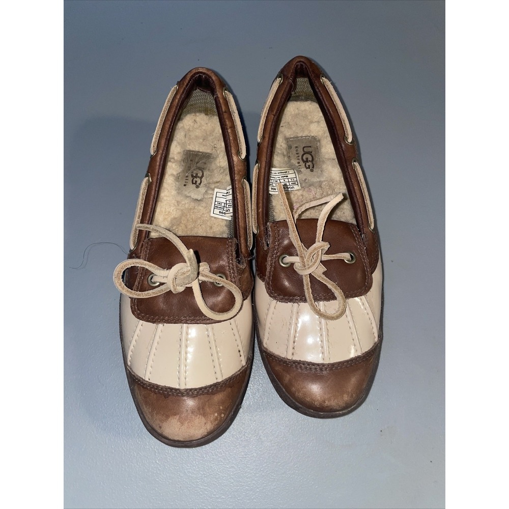 UGG Australia Women's Duck Boots‎ Shearling Lined Waterproof Leather Lace Up 7.5